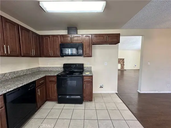 829 E Kildare ST, Lancaster, CA 93535