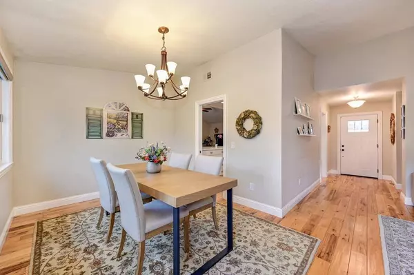 5924 Adana CIR, Carmichael, CA 95608