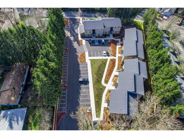 1055 Schurman DR S, Salem, OR 97302