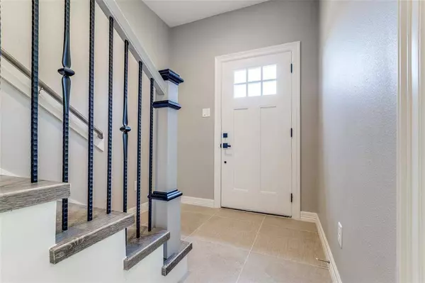 5262 Ella #202 A/B, Houston, TX 77018