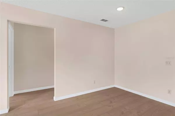 30124 TAVARES RIDGE BLVD, Tavares, FL 32778