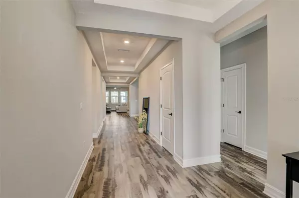 13208 SAW PALM CREEK TRL, Bradenton, FL 34211