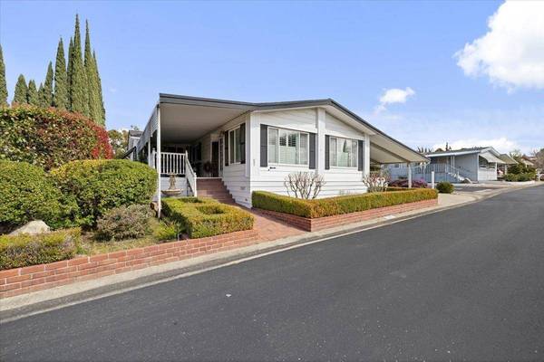 537 Southwood DR, Folsom, CA 95630