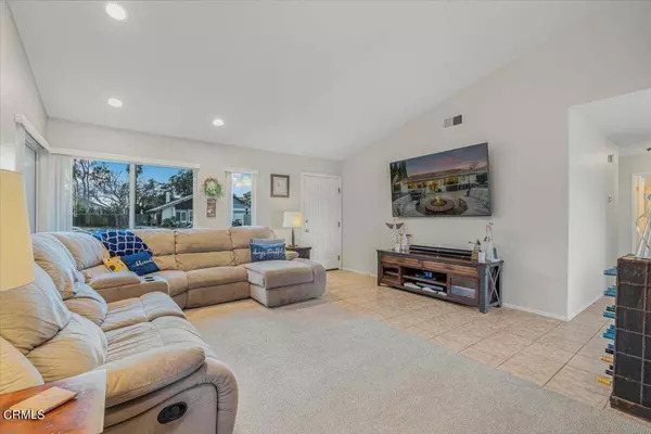 1788 Moonshadow CIR, Camarillo, CA 93010