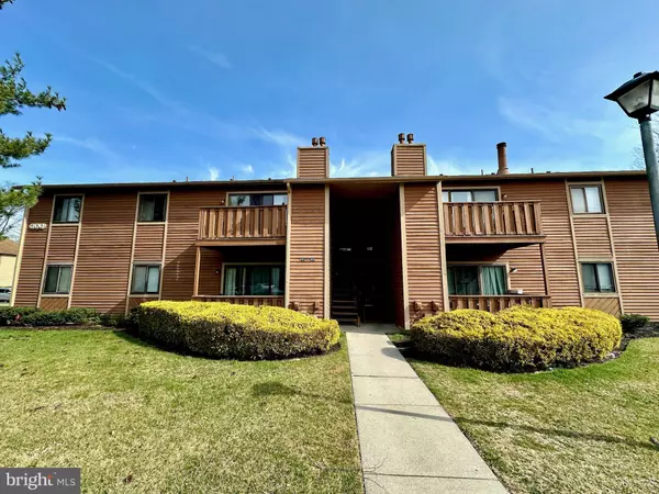 308 WOODHOLLOW DR, Marlton, NJ 08053