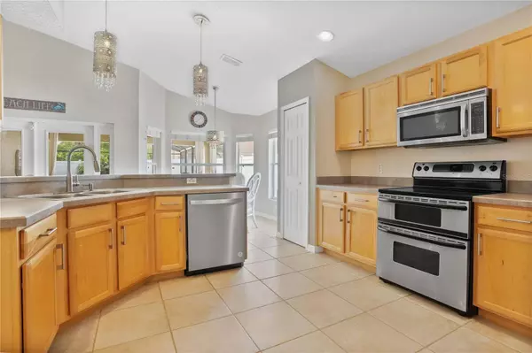 335 REGENCY ST, Davenport, FL 33896