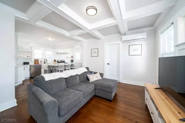 8 Boyden Ave, Maplewood Twp., NJ 07040