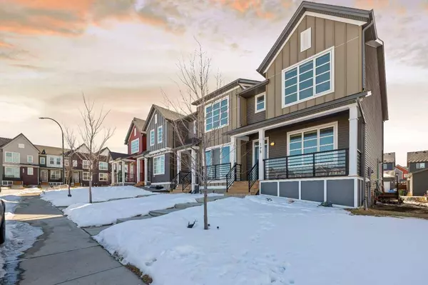 173 Carringvue WAY NW, Calgary, AB T3P 1K6