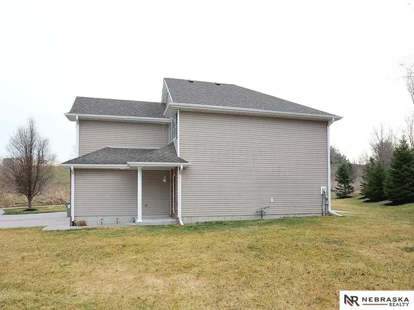949 Carlton Circle, Lincoln, NE 68512