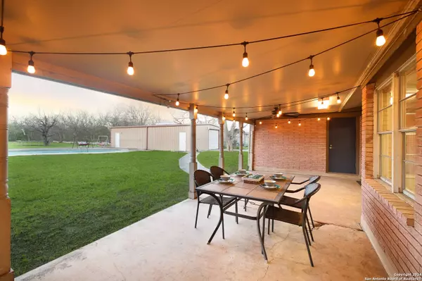 543 Ware Blvd, San Antonio, TX 78221