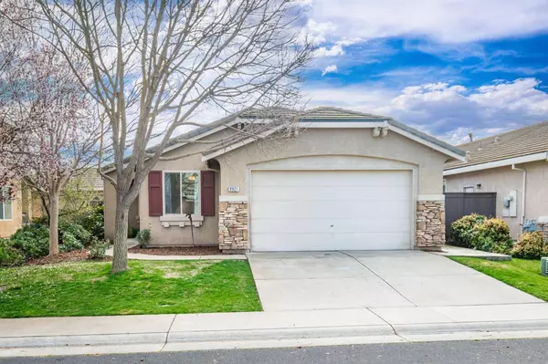 9921 Nestling CIR, Elk Grove, CA 95757