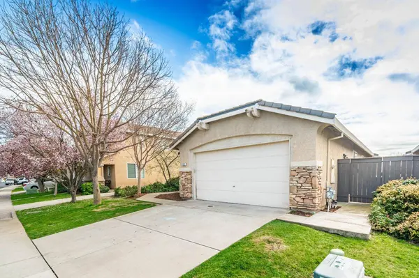 9921 Nestling CIR, Elk Grove, CA 95757