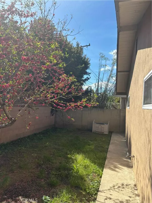 12248 212th ST, Hawaiian Gardens, CA 90716