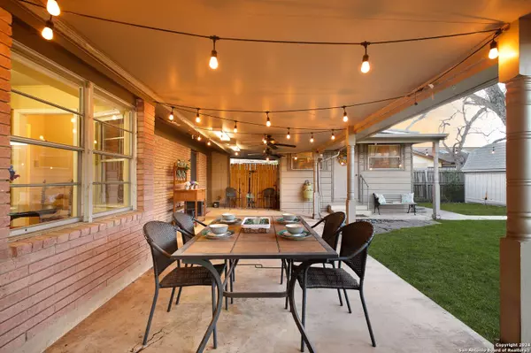 543 Ware Blvd, San Antonio, TX 78221