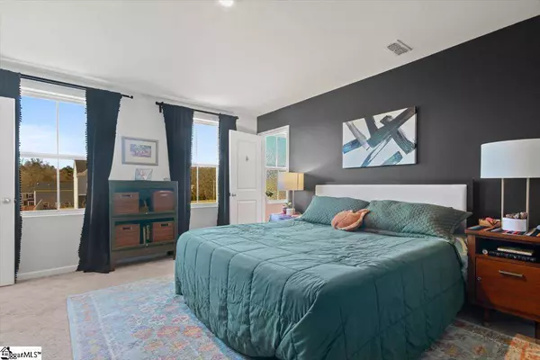 205 Burr Oak Lane, Piedmont, SC 29673