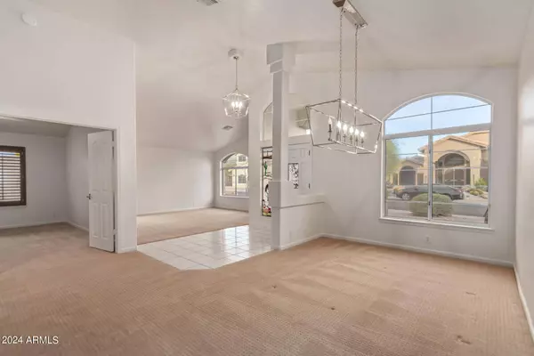 29840 N 43RD Way, Cave Creek, AZ 85331