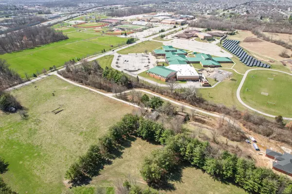 11186 E 131st ST, Fishers, IN 46038