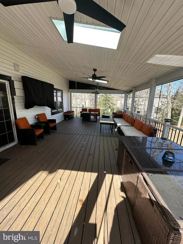 12330 WASHINGTON BRICE RD, Fairfax, VA 22033