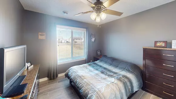 767 Park Brook RD NW, Isanti, MN 55040