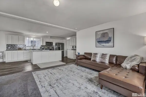 207 Sweetwater Drive, Yerington, NV 89447