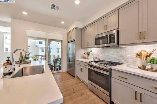 37551 Salt Grass Rd, Newark, CA 94560