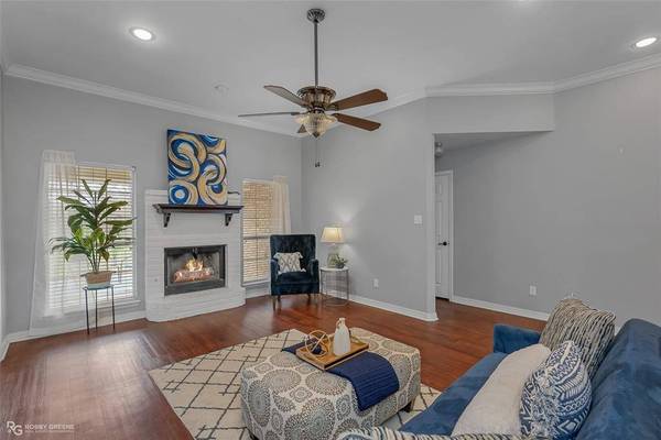 2423 Brookside Drive, Bossier City, LA 71111