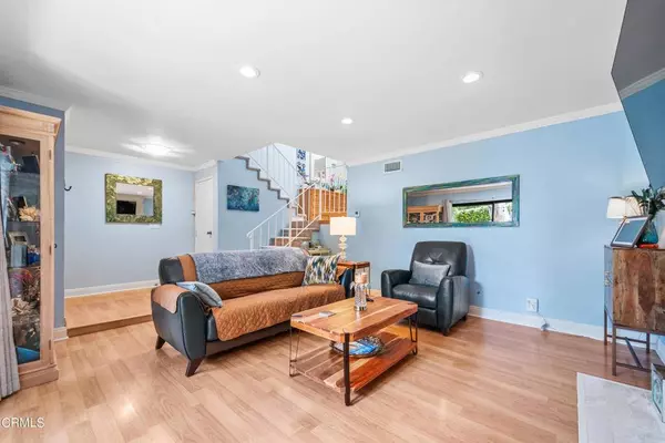 648 Rosewood AVE, Camarillo, CA 93010