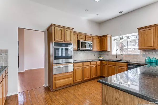 11118 OAK RISE, San Antonio, TX 78249