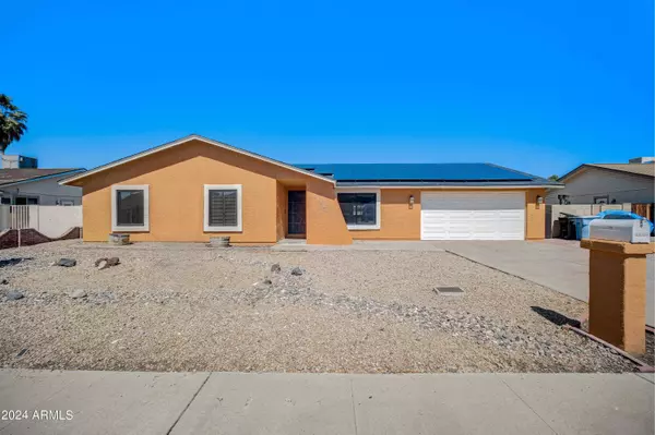 4438 W SHAW BUTTE Drive, Glendale, AZ 85304