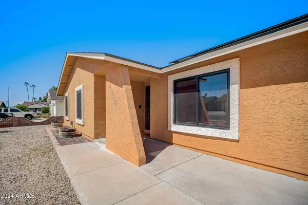 4438 W SHAW BUTTE Drive, Glendale, AZ 85304