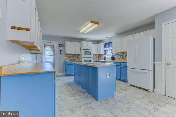 201 PAWNEE LN, Lusby, MD 20657