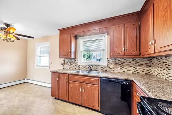 141 Western Circle, Westfield, MA 01085