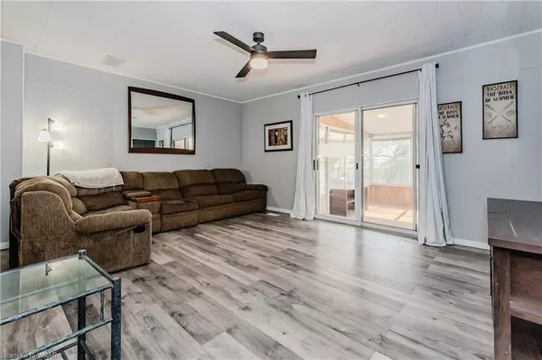 17 Henrie Street, Moorefield, ON N0G 2K0