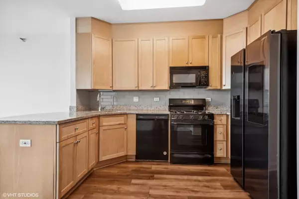 33 W ontario Street #47G, Chicago, IL 60654