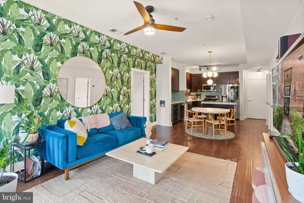 245 15TH ST SE #104, Washington, DC 20003