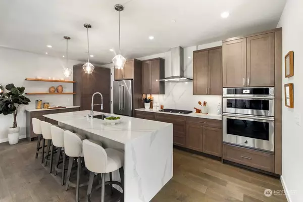 13016 132nd AVE NE, Kirkland, WA 98034