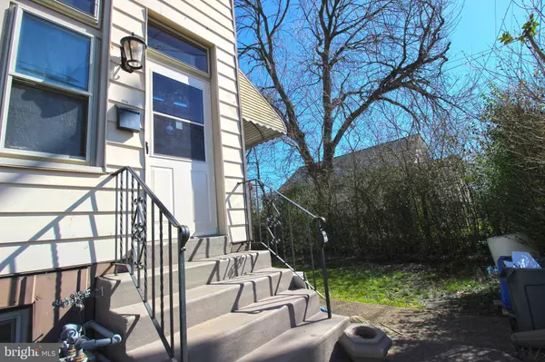 325 JANSEN AVE, Essington, PA 19029