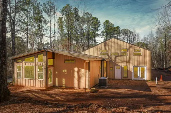 463 Bates RD SE, Cartersville, GA 30120