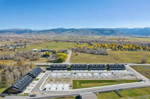 713 STONE PEAK LOOP, Driggs, ID 83422