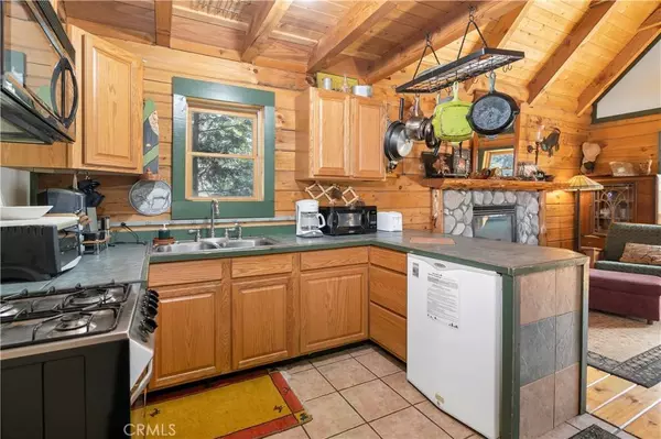 54705 Pine Crest AVE, Idyllwild, CA 92549