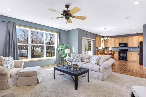 17170 Stonebriar CIR SW, Prior Lake, MN 55372