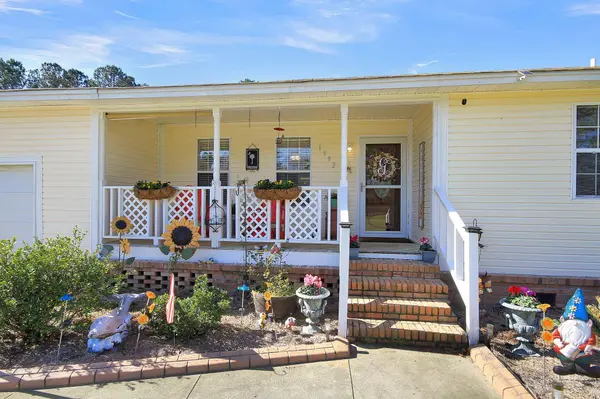 1593 E Church St, Bonneau, SC 29431