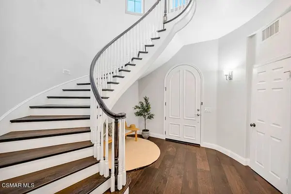 6003 Caledonia Court, Oak Park, CA 91377