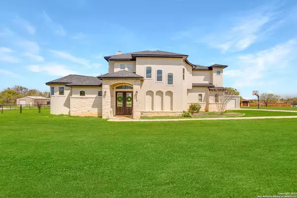 508 WAGON TRAIN, La Vernia, TX 78121