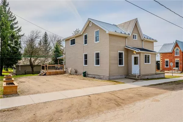 17 Henrie Street, Moorefield, ON N0G 2K0