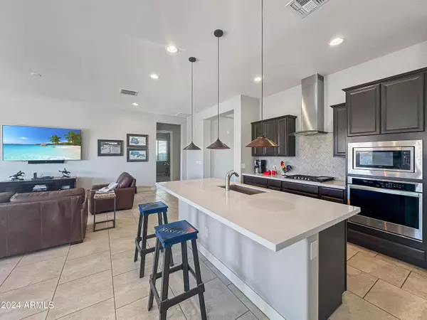 19007 W SOLANO Drive, Litchfield Park, AZ 85340