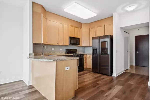 33 W ontario Street #47G, Chicago, IL 60654