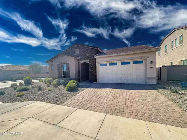 19007 W SOLANO Drive, Litchfield Park, AZ 85340