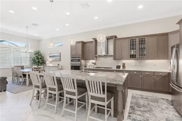 1425 Lilys Cay CIR, Vero Beach, FL 32967