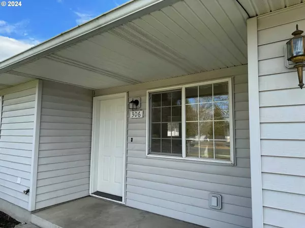 306 34TH AVE SE, Albany, OR 97322